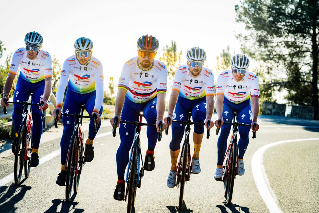 Cyclisme Le team TotalEnergies TotalEnergies